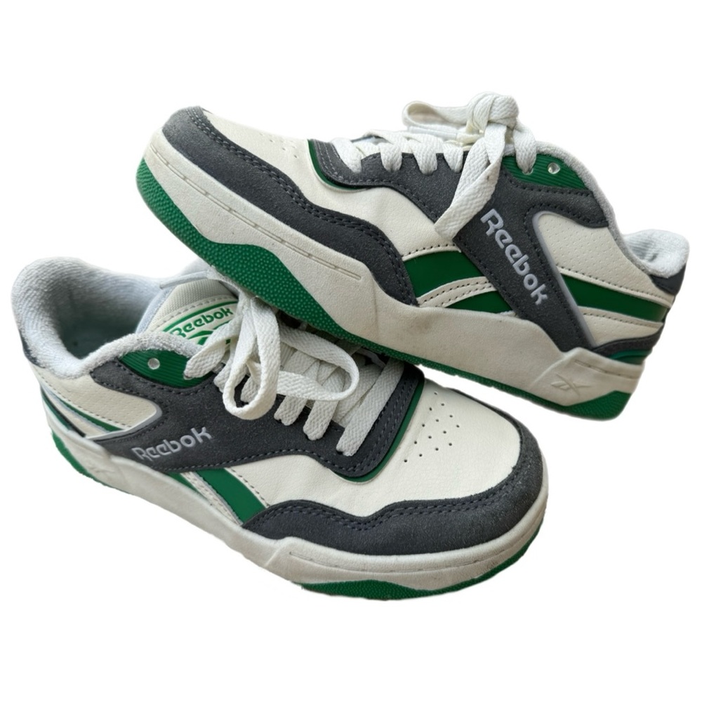 Reebok Galaxy 1 Kids Sneakers Size 1 Green White Athletic Shoes EUC